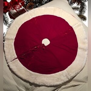 Farrisilk Red Velvet & White Faux Fur Luxury Tree Skirt - 60" -